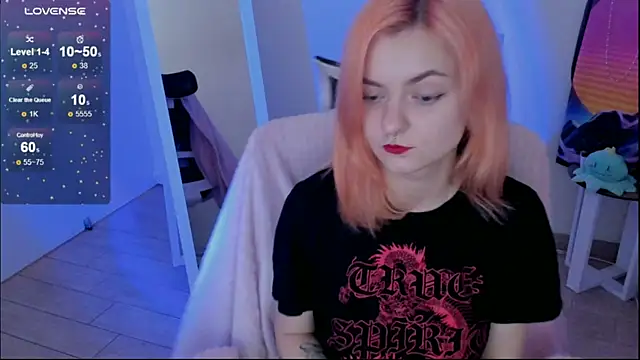 Snapshot of Fire_Bestie chatting on November 21, 2025, 2:16 pm Fire Bestie online show from November 21, 2025, 2:16 pm