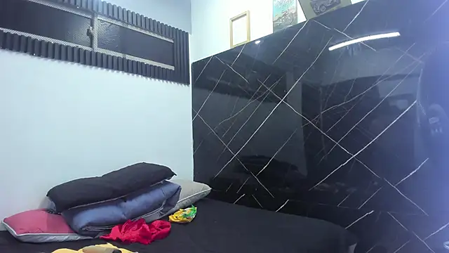 Snapshot of Analiasmith89 chatting on January 18, 2026, 4:27 am Analiasmith89 online show from January 18, 2026, 4:27 am