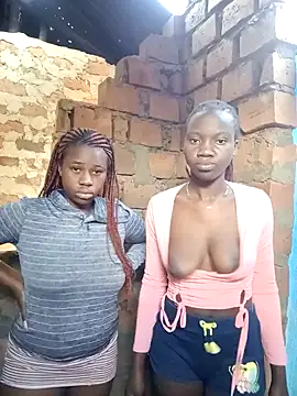 Snapshot of Black_juicy24 chatting on November 18, 2025, 4:16 am Black juicy24 online show from November 18, 2025, 4:16 am