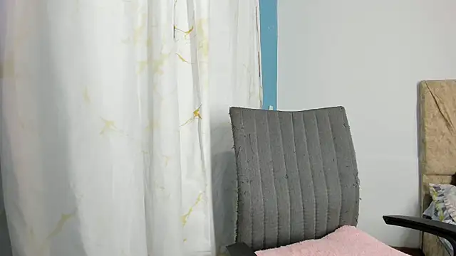 RachelJones  online show from March 14, 2026, 5:57 am