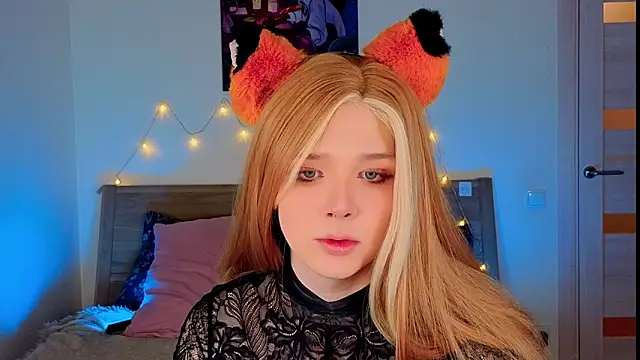 Snapshot of _yourFoxy_ chatting on January 17, 2026, 3:48 pm yourFoxy online show from January 17, 2026, 3:48 pm