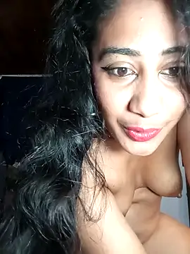 Snapshot of Astridjose chatting on April 26, 2026, 3:15 am Astridjose online show from April 26, 2026, 3:15 am