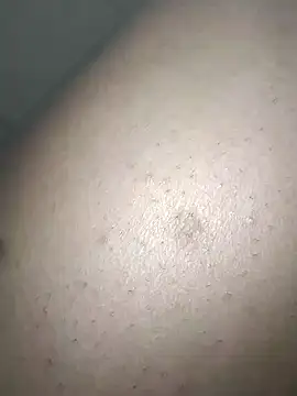 rohitlov150 online show from February 19, 2025, 1:17 pm