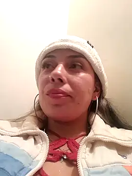 Sweel Leyva18 online show from February 26, 2025, 4:19 am