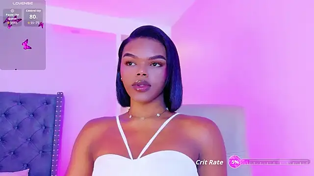 Snapshot of CamiEstrada chatting on November 14, 2025, 8:29 am CamiEstrada online show from November 14, 2025, 8:29 am