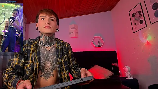  hairybeard  online show from September 17, 2025, 9:06 pm