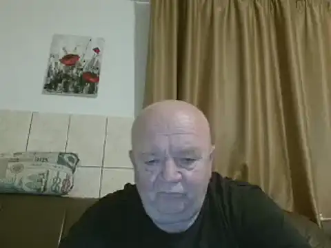 Snapshot of fullballs6 chatting on January 22, 2025, 2:37 am fullballs6 online show from January 22, 2025, 2:37 am