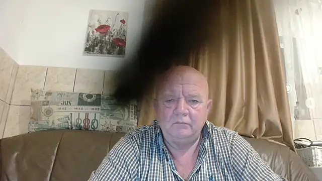 Snapshot of fullballs6 chatting on October 7, 2025, 2:23 am fullballs6 online show from October 7, 2025, 2:23 am