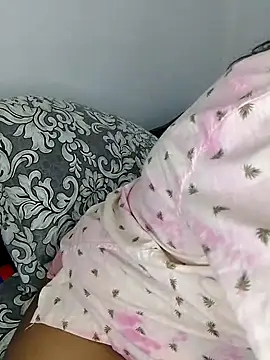 Snapshot of princesslesbi chatting on March 3, 2025, 4:05 pm princesslesbi online show from March 3, 2025, 4:05 pm