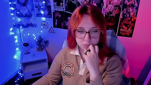 Snapshot of Rudy_02 chatting on October 22, 2025, 8:30 pm Rudy 02 online show from October 22, 2025, 8:30 pm