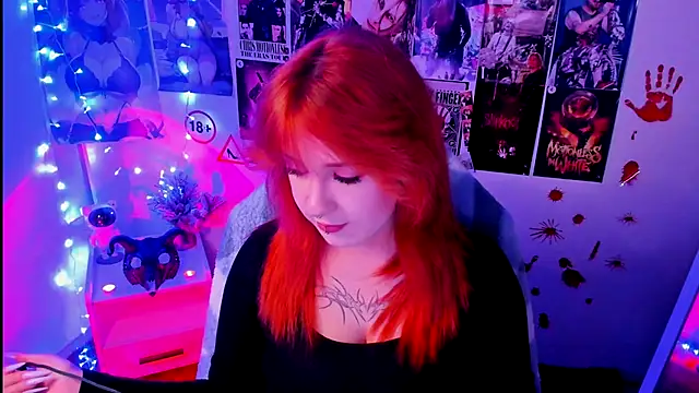 Snapshot of Rudy_02 chatting on October 28, 2025, 8:41 pm Rudy 02 online show from October 28, 2025, 8:41 pm