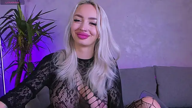 BambiAndAyline online show from February 6, 2025, 4:21 am