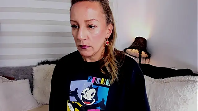 Snapshot of Sammykatt chatting on March 2, 2026, 5:09 pm Sammykatt online show from March 2, 2026, 5:09 pm