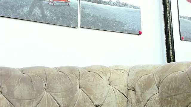 Snapshot of kira_mz chatting on February 28, 2025, 12:09 pm kira mz online show from February 28, 2025, 12:09 pm