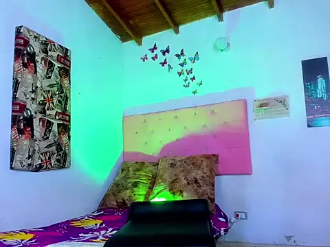 Snapshot of Ambarhilton chatting on October 30, 2025, 12:20 am Ambarhilton online show from October 30, 2025, 12:20 am