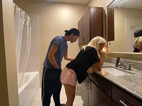 girlfriendmissy online show from February 16, 2025, 10:22 pm