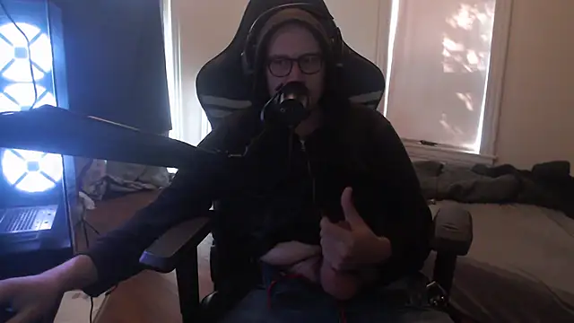 chicostick413 online show from October 27, 2025, 5:25 pm