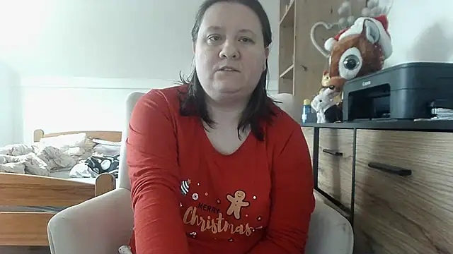 Snapshot of ReifeVenna chatting on December 20, 2025, 9:56 am ReifeVenna online show from December 20, 2025, 9:56 am