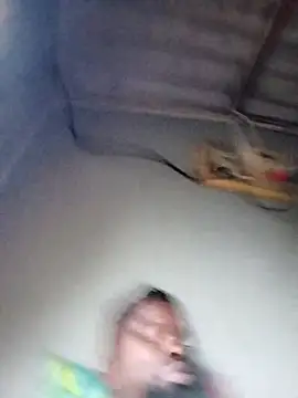 Snapshot of Chocolate_factory_man chatting on October 3, 2025, 4:03 am Chocolate factory man online show from October 3, 2025, 4:03 am