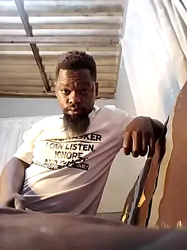 Snapshot of Chocolate_factory_man chatting on September 15, 2025, 3:40 am Chocolate factory man online show from September 15, 2025, 3:40 am