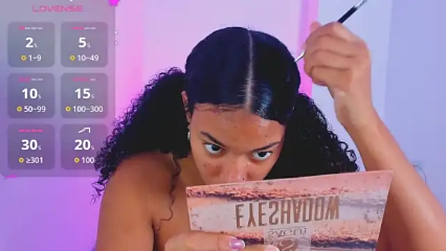 Snapshot of sasha_fox00 chatting on February 10, 2026, 5:28 am sasha fox00 online show from February 10, 2026, 5:28 am