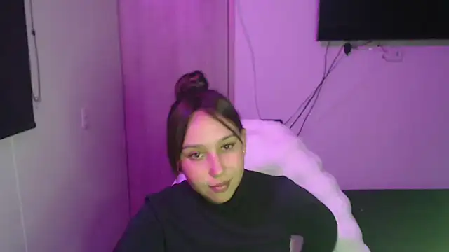 Snapshot of Skarlet_Adams28 chatting on October 20, 2025, 11:16 pm Skarlet Adams28 online show from October 20, 2025, 11:16 pm
