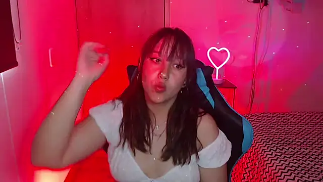 Skarlet Adams28 online show from March 26, 2026, 8:40 pm