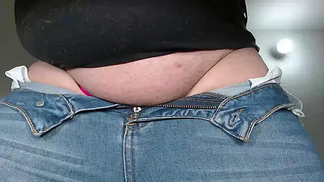 Snapshot of EmmyHorny_ chatting on January 18, 2026, 4:16 am EmmyHorny online show from January 18, 2026, 4:16 am