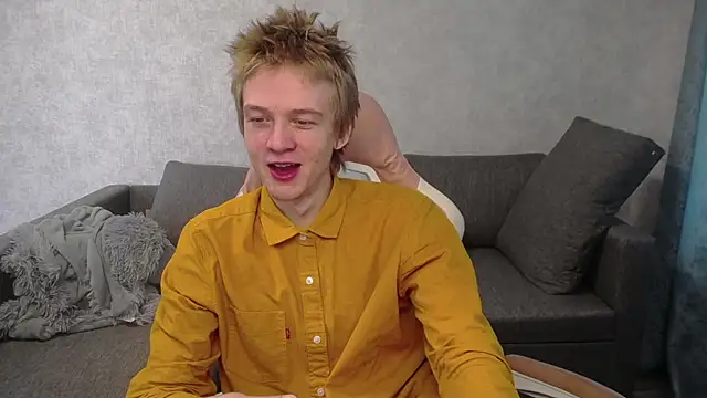 Snapshot of sweetserenity5 chatting on March 4, 2025, 6:37 am sweetserenity5 online show from March 4, 2025, 6:37 am