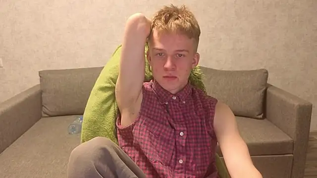 Snapshot of sweetserenity5 chatting on December 1, 2025, 5:14 pm sweetserenity5 online show from December 1, 2025, 5:14 pm