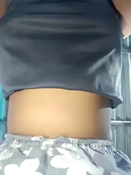 Snapshot of hotbaby_5 chatting on December 17, 2025, 3:06 pm hotbaby 5 online show from December 17, 2025, 3:06 pm