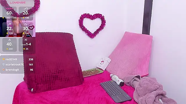 Snapshot of Giia39 chatting on November 10, 2025, 1:49 pm Giia39 online show from November 10, 2025, 1:49 pm