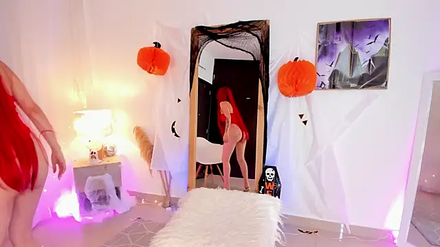 Snapshot of viooletaa chatting on October 31, 2025, 6:04 pm viooletaa online show from October 31, 2025, 6:04 pm