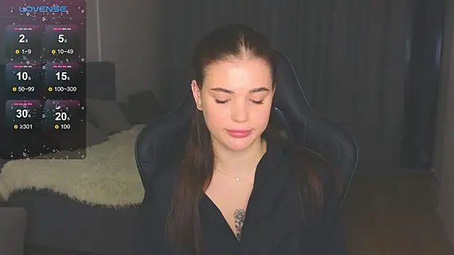 Snapshot of adrianawow1 chatting on October 31, 2025, 1:35 am adrianawow1 online show from October 31, 2025, 1:35 am