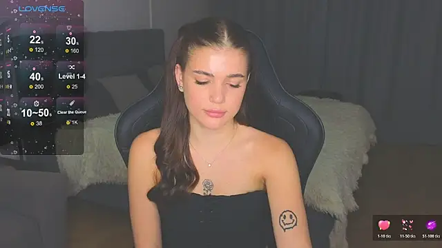 Snapshot of adrianawow1 chatting on October 20, 2025, 8:53 pm adrianawow1 online show from October 20, 2025, 8:53 pm