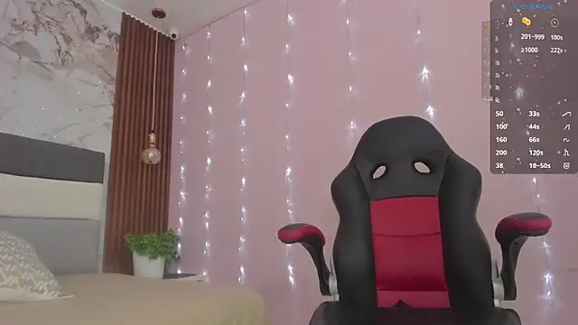 Snapshot of ALICESTARKK chatting on January 13, 2026, 12:42 pm ALICESTARKK online show from January 13, 2026, 12:42 pm