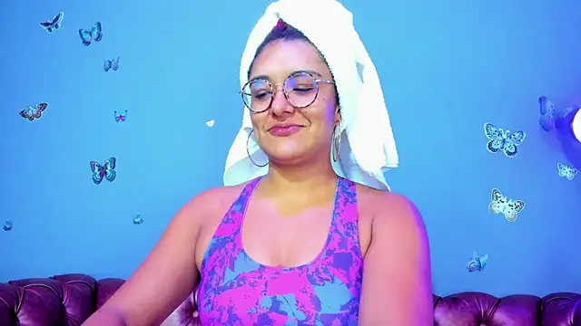 Kaira mosse online show from May 10, 2026, 11:36 am