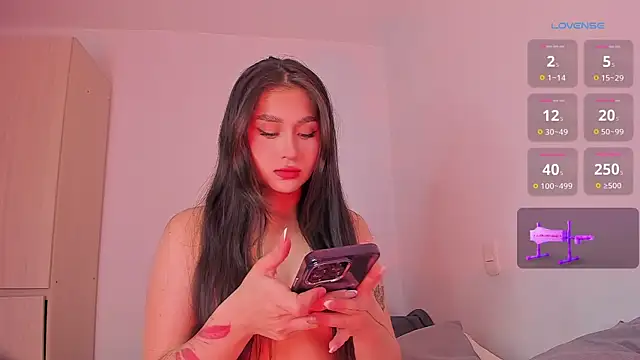 Anastasia Abbey online show from November 7, 2025, 12:26 am