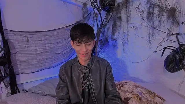 Snapshot of alexandersawyer chatting on November 4, 2025, 4:27 am alexandersawyer online show from November 4, 2025, 4:27 am