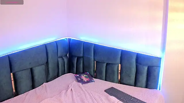 tammy cute01 online show from March 21, 2025, 7:02 pm