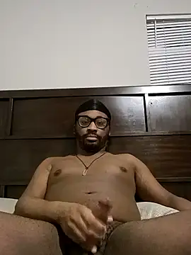 Snapshot of Hotcock100 chatting on April 30, 2026, 1:23 am Hotcock100 online show from April 30, 2026, 1:23 am