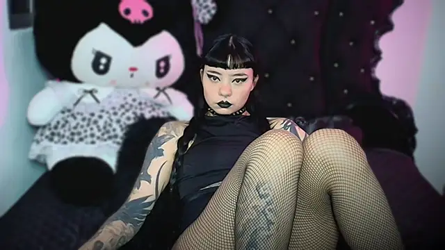 lilithmoon 666  online show from January 14, 2026, 10:57 pm