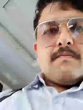 Akhil3290 online show from January 22, 2025, 11:34 am