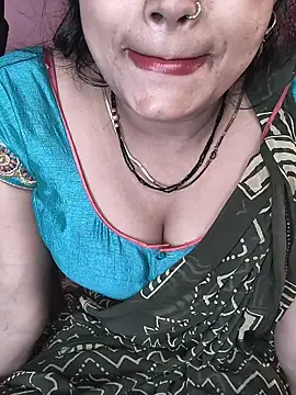 Shivani Mumbai85 online show from July 8, 2026, 5:24 pm
