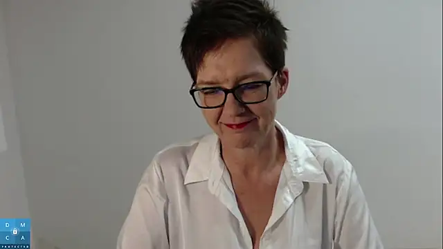 Sofie69Velvet online show from November 28, 2025, 7:03 pm