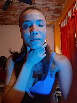 Snapshot of HelenHoltz chatting on March 3, 2026, 2:13 pm HelenHoltz online show from March 3, 2026, 2:13 pm