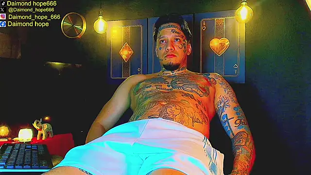 daimond hope666 online show from December 1, 2025, 8:42 pm