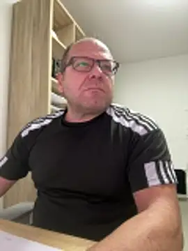 coupleLatinaLovers online show from October 29, 2025, 5:50 am