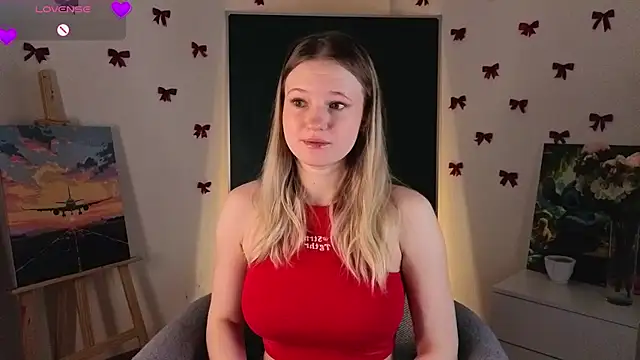 Snapshot of MaydaFoulk chatting on February 14, 2026, 1:17 am MaydaFoulk online show from February 14, 2026, 1:17 am