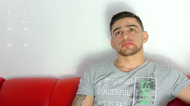 Snapshot of Sexy_Alejandro_ chatting on September 20, 2025, 8:30 am Sexy Alejandro online show from September 20, 2025, 8:30 am
